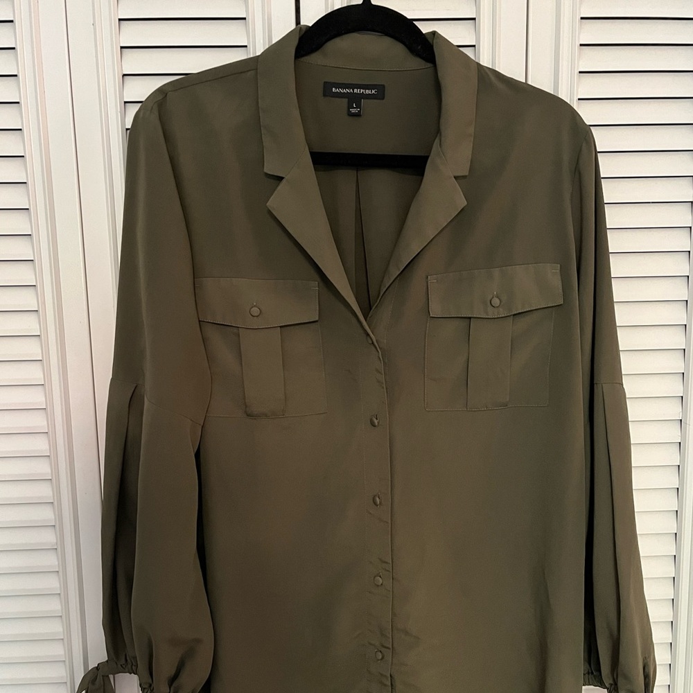 Banana Republic Button Down Shirt with tie sleeve detail